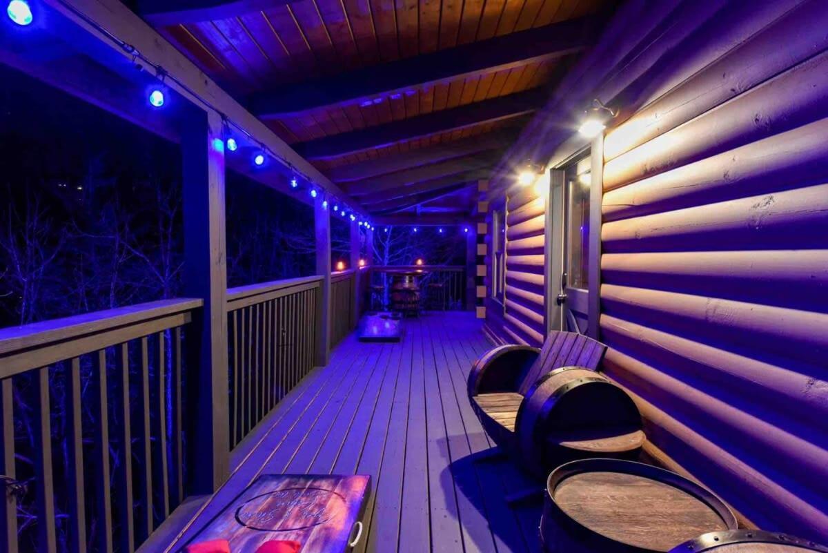 Ryes And Shine Bootlegger'S Cabin! Hot Tub* Pool* Arcade* Billiards *Ev * Pet Friendly Sevierville Dış mekan fotoğraf