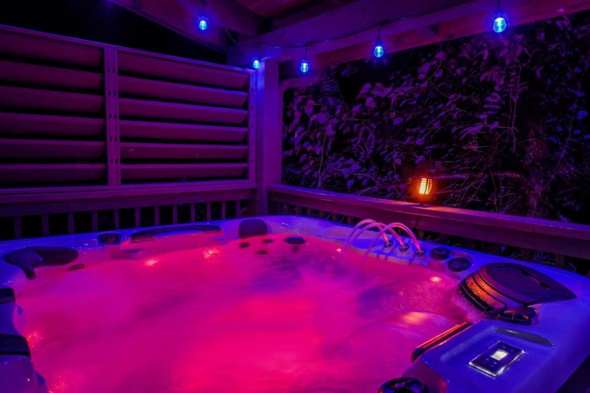 Ryes And Shine Bootlegger'S Cabin! Hot Tub* Pool* Arcade* Billiards *Ev * Pet Friendly Sevierville Dış mekan fotoğraf